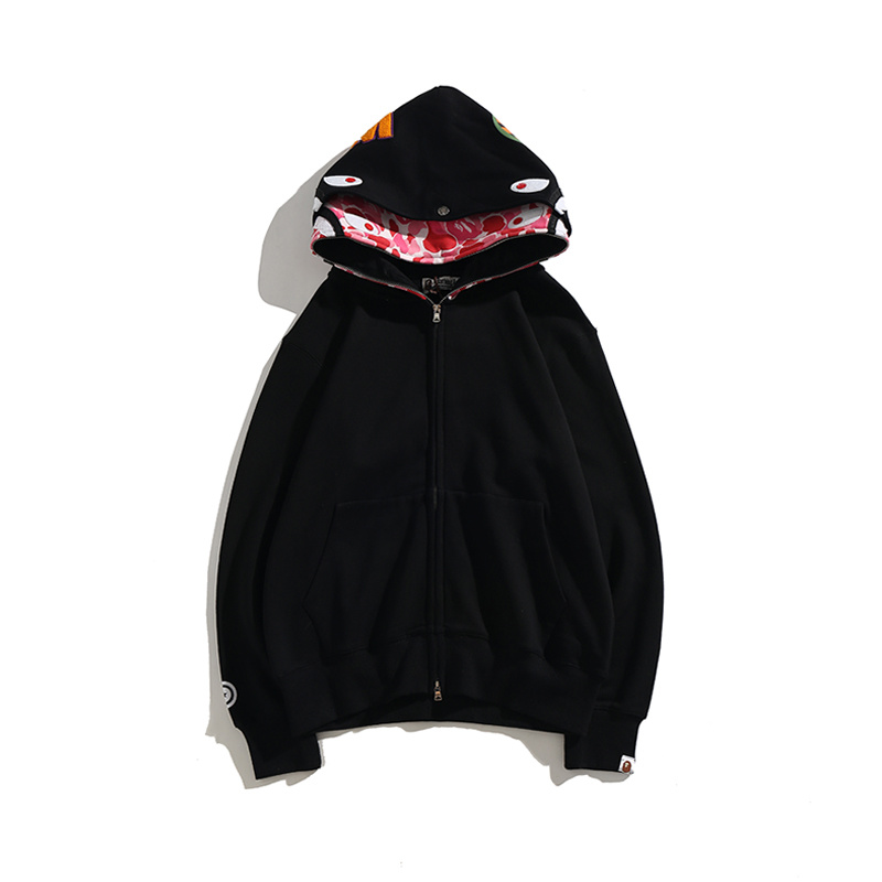 Bape shark color negra con gorro rosa