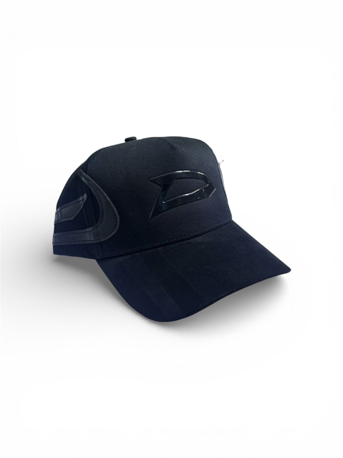 D Logo Black Gloss Edition – Dandy Hats