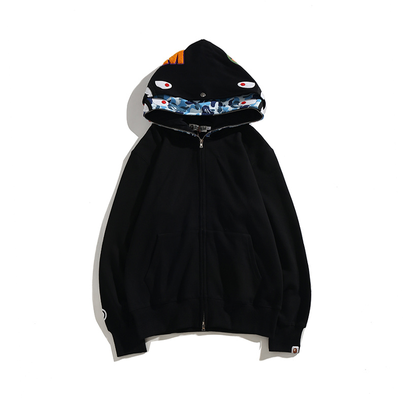 Bape Shake color negra gorro azul