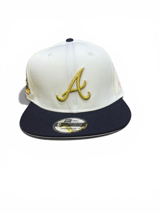 Gorra New Era A dorado SnapBack