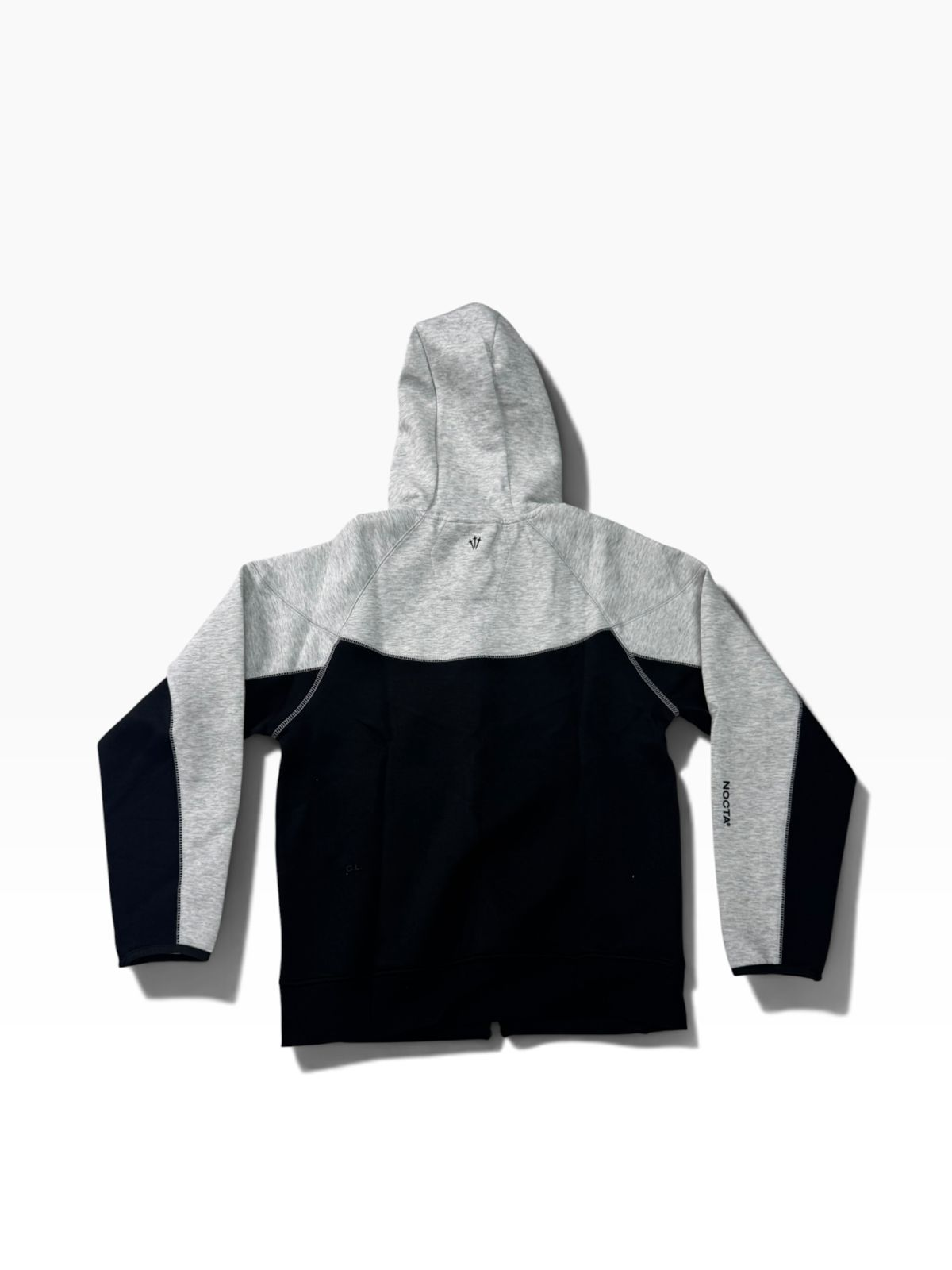 Nike tech nocta gris negro